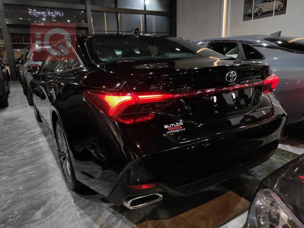 Toyota Avalon